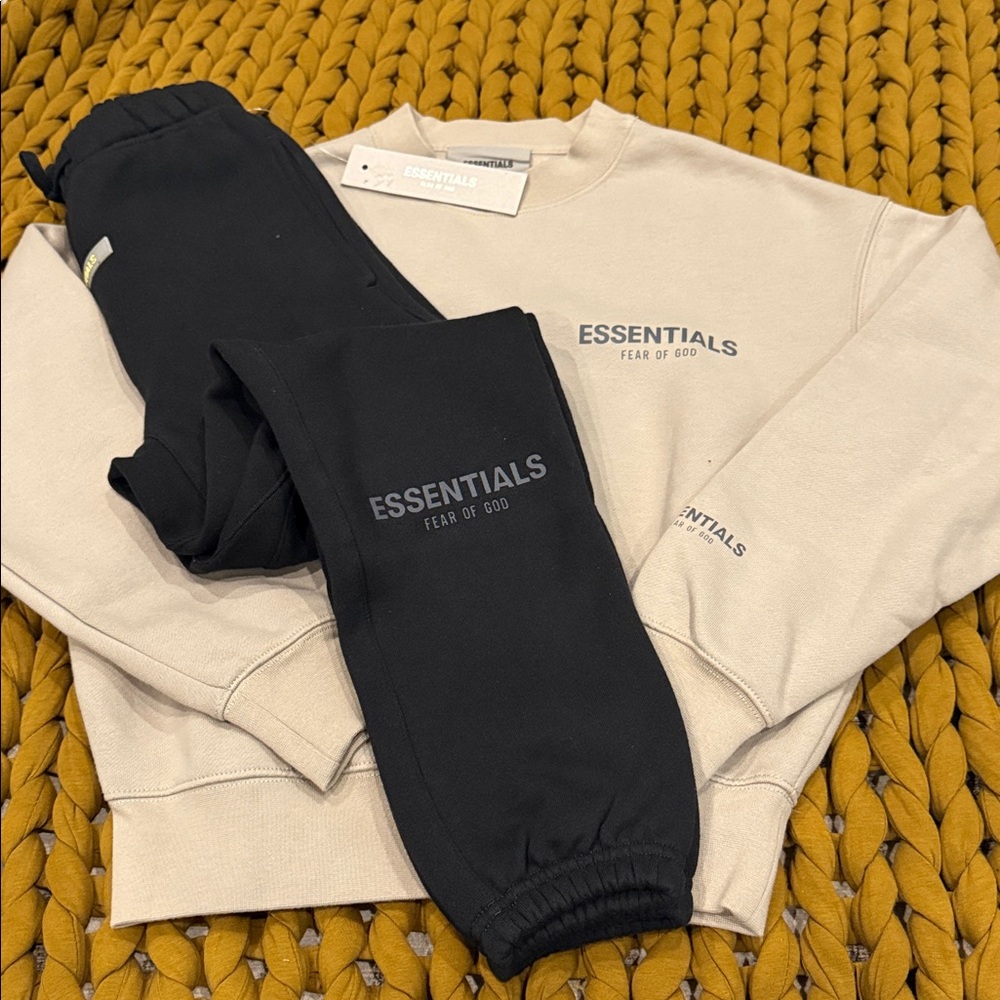 Fear of God Essentials Set